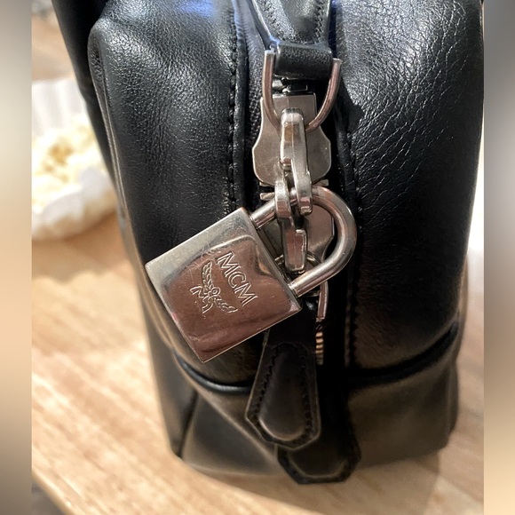 AUTHENTIC MCM BLACK LEATHER MINI BOSTON CROSSBODY HANDBAG - SILVER HARDWARE - Picture 11 of 17